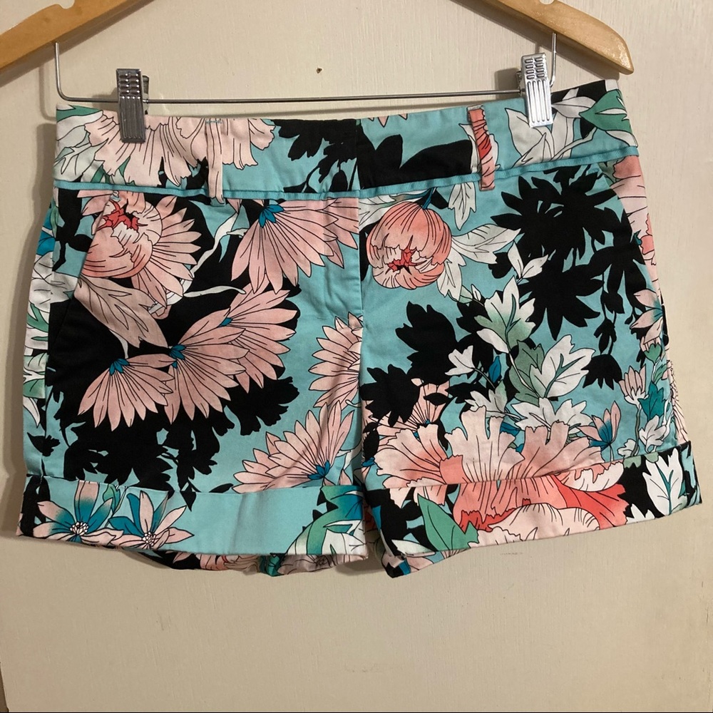 Floral print chino shorts